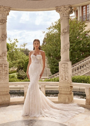 Ivory French Lace Tulle Romantic Wedding Dress With Removable Sleeves